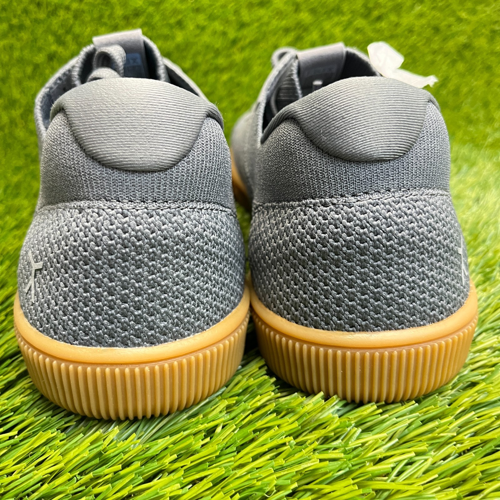 Flux Adapt Trainer Gray Gum Mens Size 10 Athletic Walking Knit Shoes Sneakers