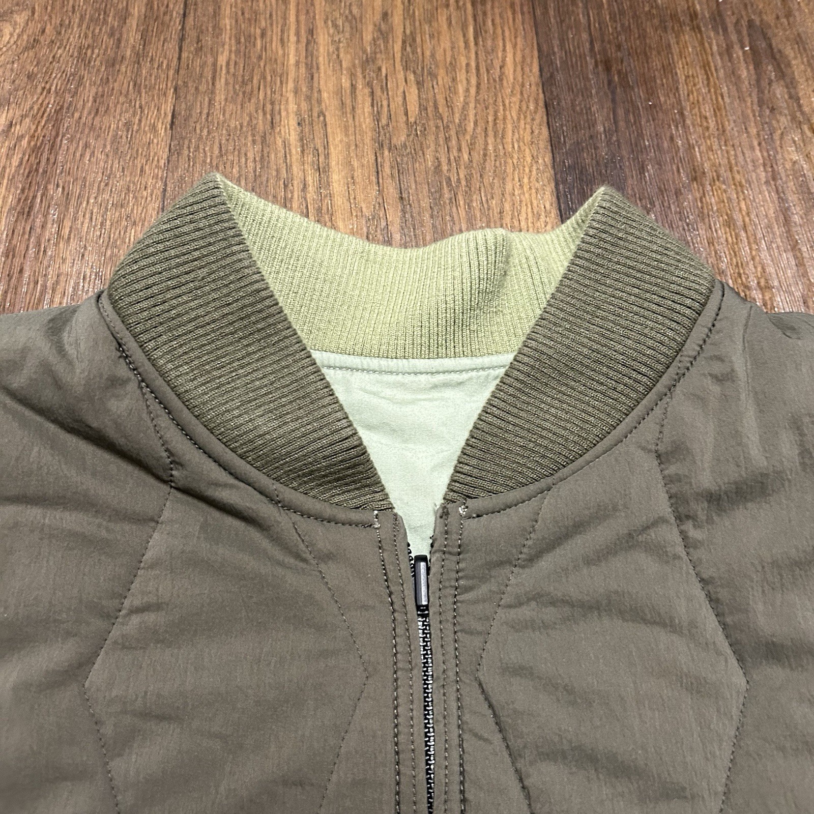Pilgrim Surf Supply Men’s L Reversible Quilted Bomber Jacket Full Zip Green