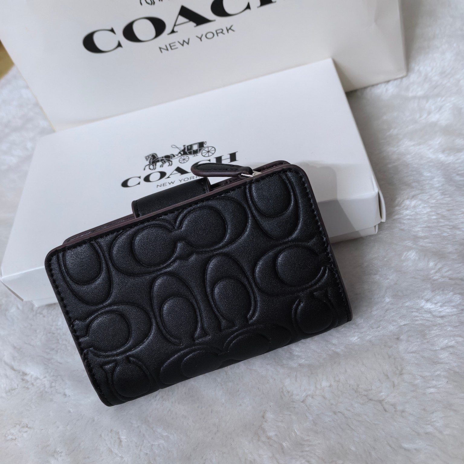 COACH Medium Corner Zip Wallet With Signature CM241 Black outlet New With Box