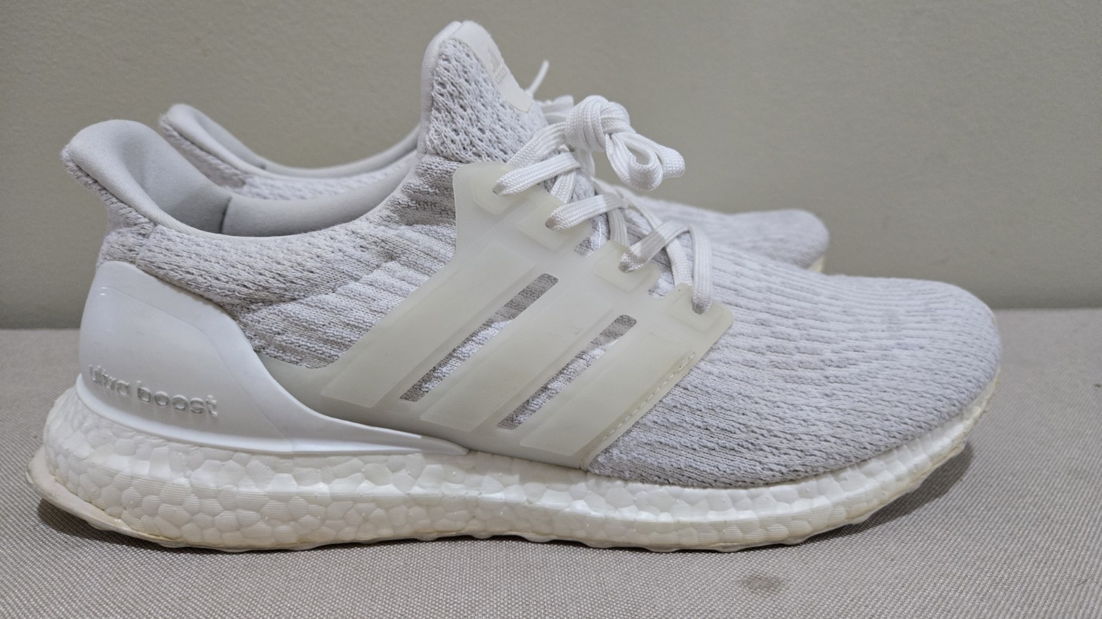 ADIDAS ULTRA BOOST 3.0 2017 TRIPLE WHITE GREY RUNNING SHOES MENS SZ 10.5 NICE!