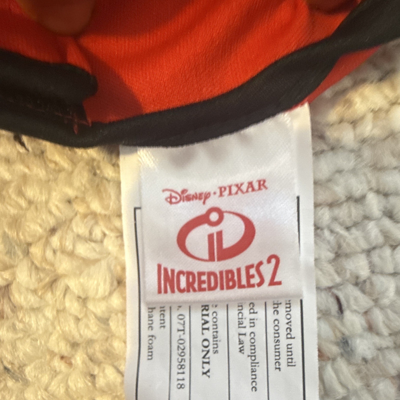 Incredibles 2 Violet Costume Size Small 4-6 Years Old. Includes Mask & Gloves