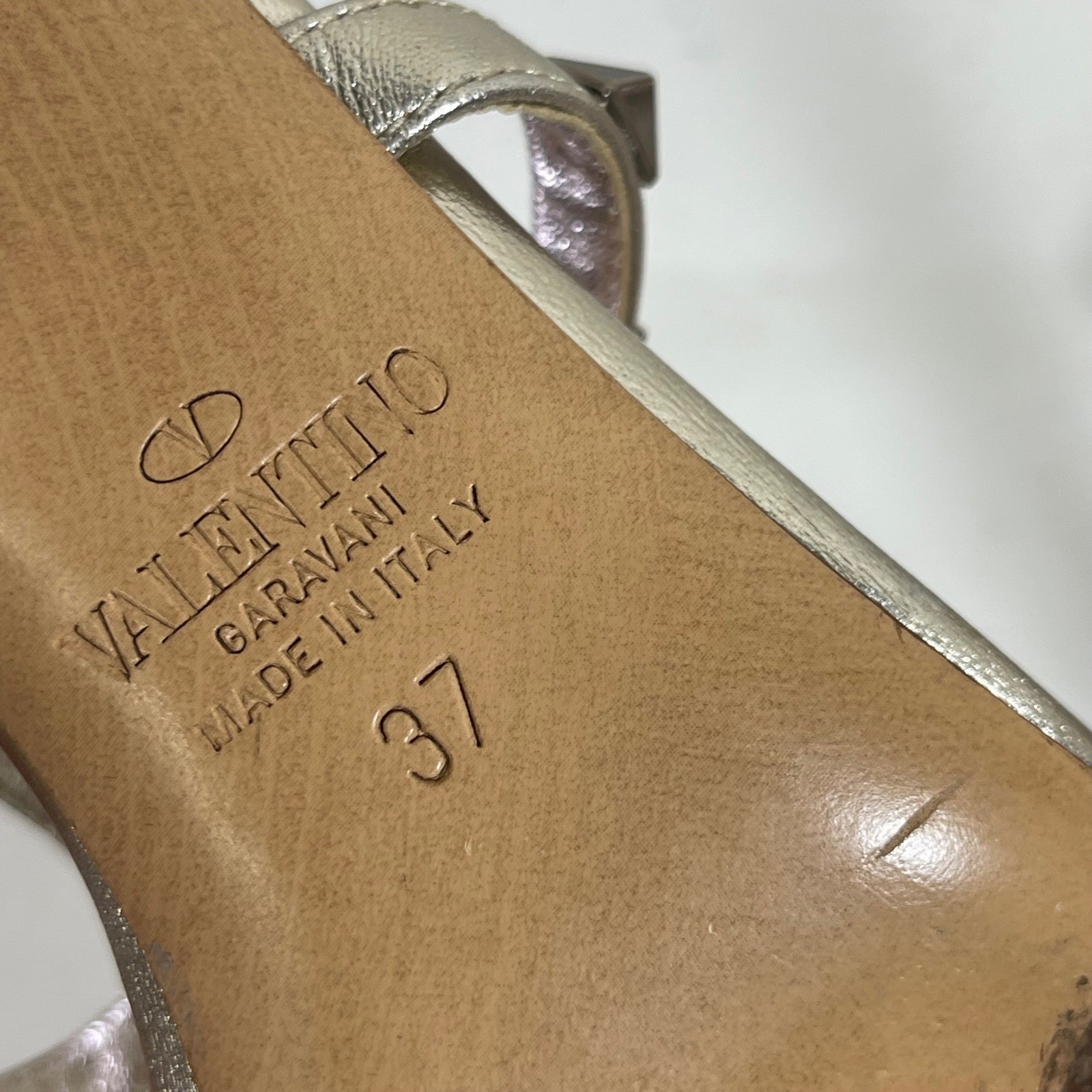 Valentino Garavani Silver Leather Rockstud Heels Sandals Women’s 37 EU/7 US