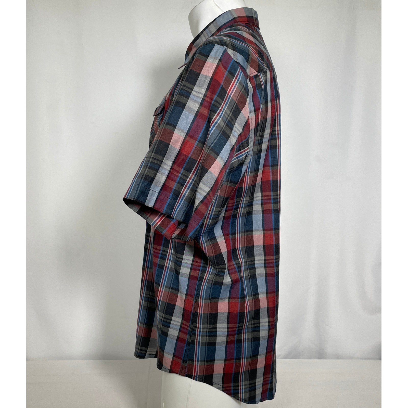 Billabong Reguar Fit Multicolor Plaid Long Sleeve Button Down Shirt Men’s LARGE