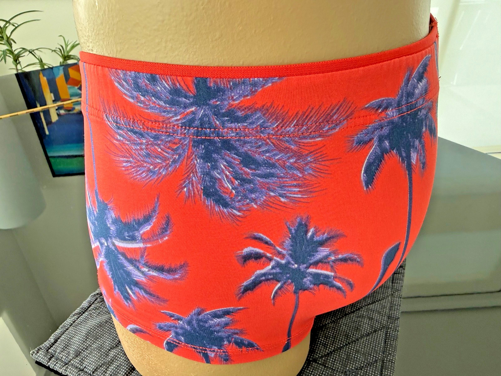 Vintage 2(X)IST Nylon Trunk with Articulated Doubled Lined Pouch Sz Med