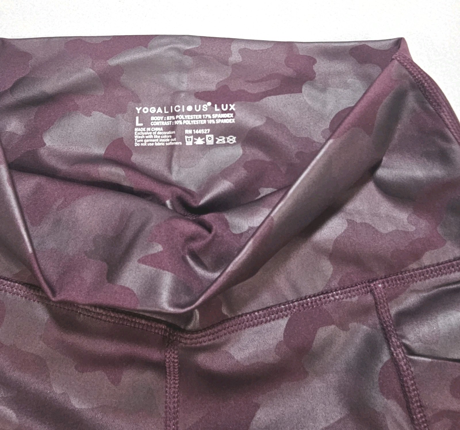 Yogalicious Lux Leggings Large Shiny Wine Tasting Camo High Rise Pockets NWT