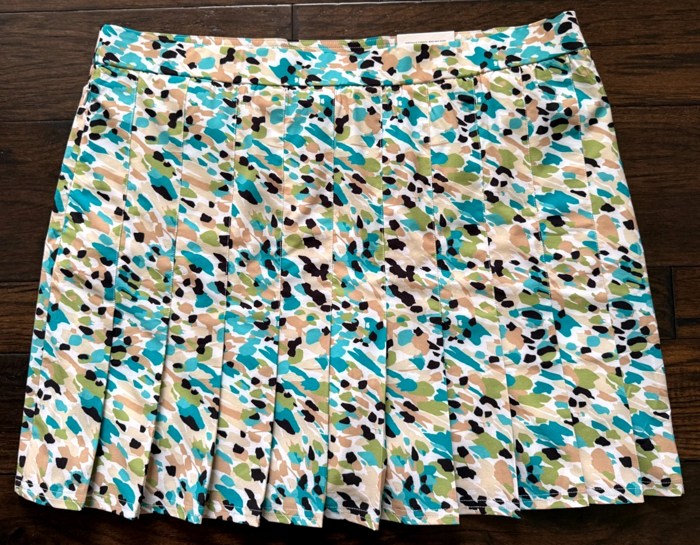 Chico’s Neema Skort Skirt Pleated Tennis Golf UPF Oceano Camo Pockets 3.5 18