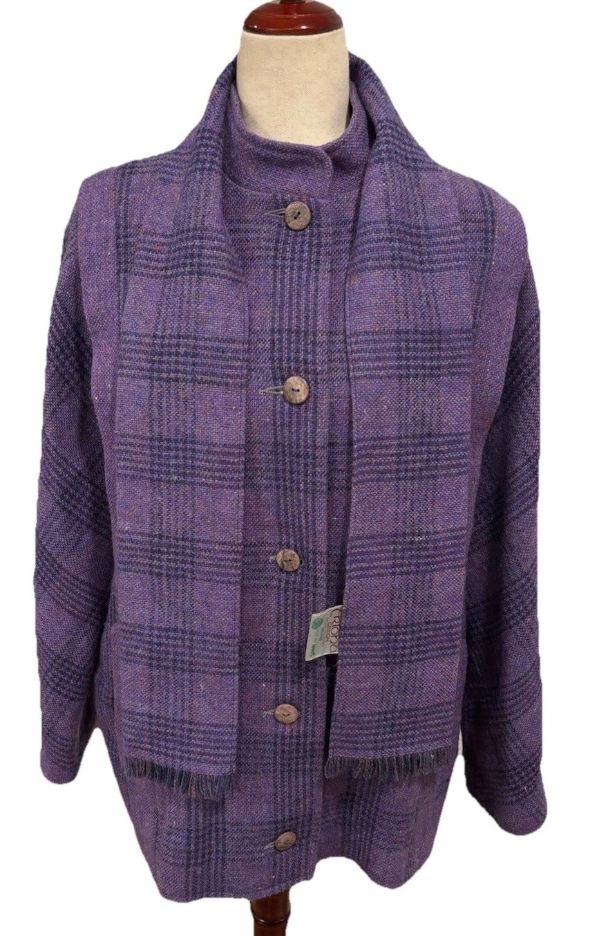 Ireland A Triona Design 100% pure new wool Jacket W/Scarf Purple Plaid Women’s L