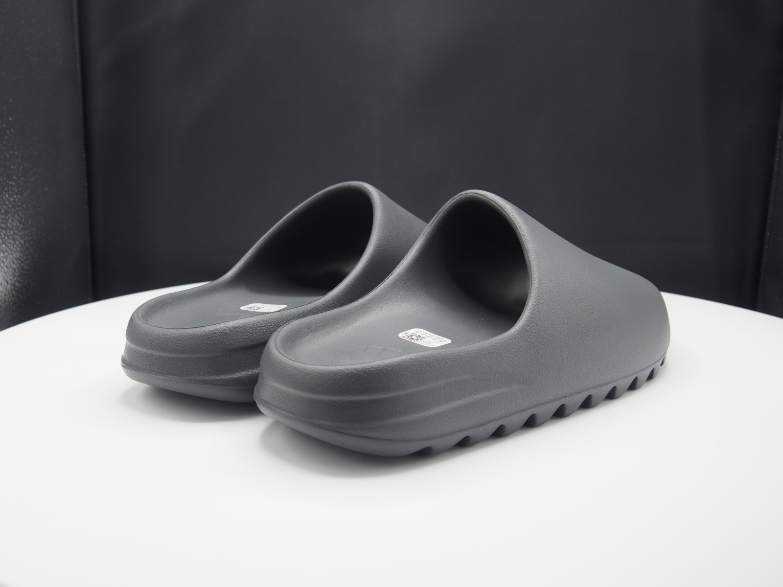 Adidas x YEEZY Slide “Slate Grey” ID2350 Men’s size 9 US
