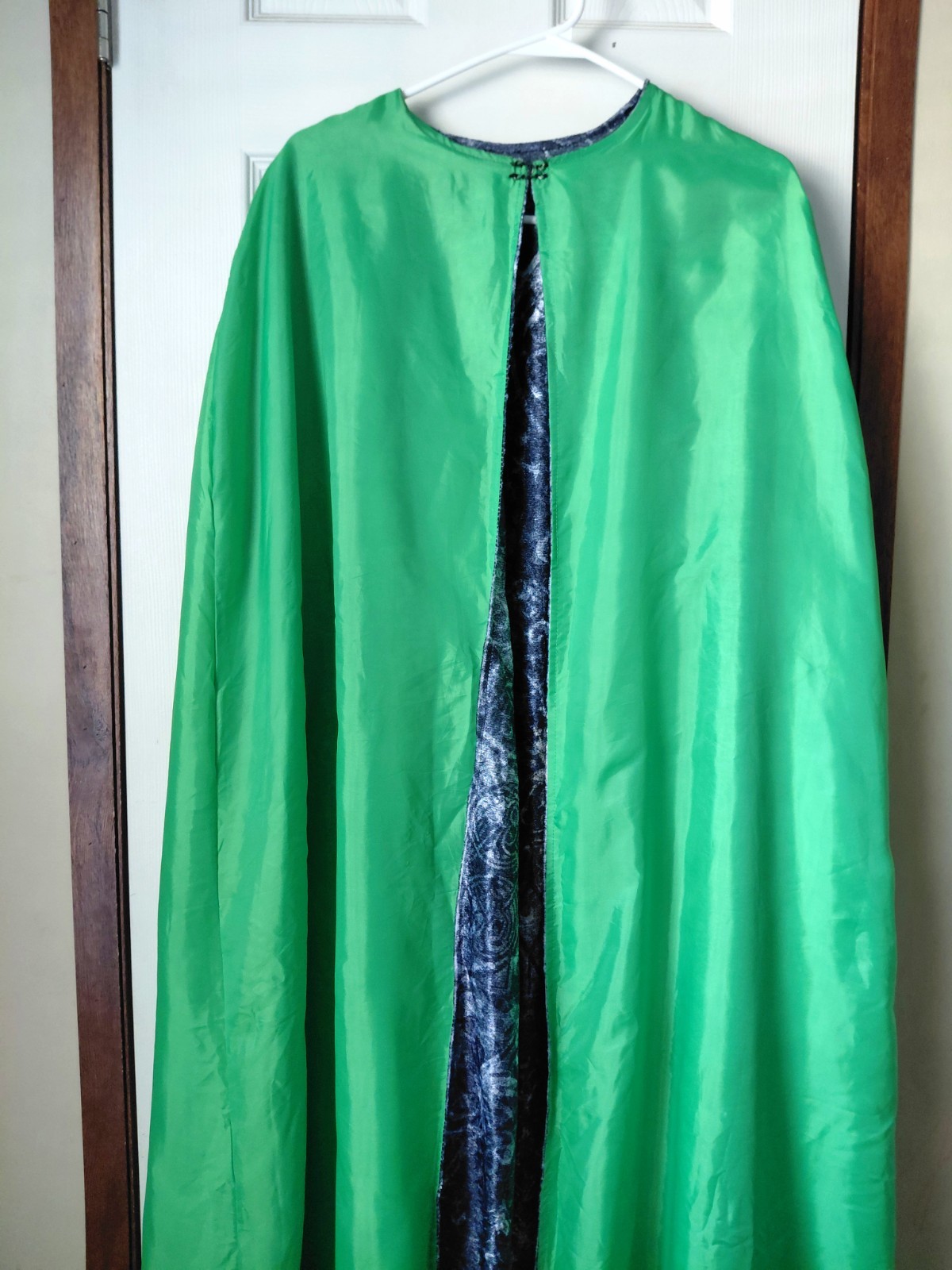 Harry Potter Reversible Invisibility Cloak Costume Cape Black/Green Lining