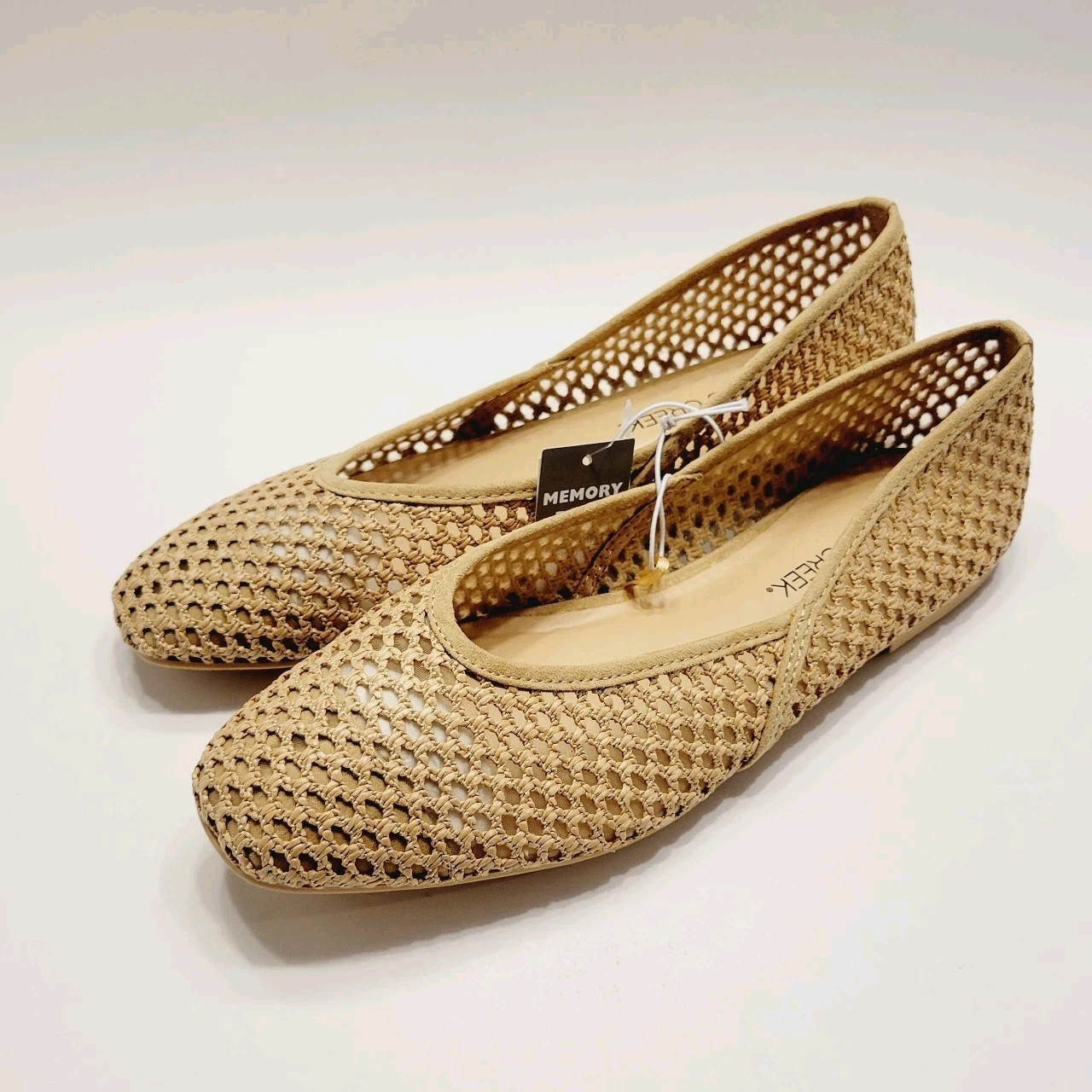 Falls Creek Woven Mesh Almond Toe Flats Size 10 M Ballerinas Natural Memory Foam