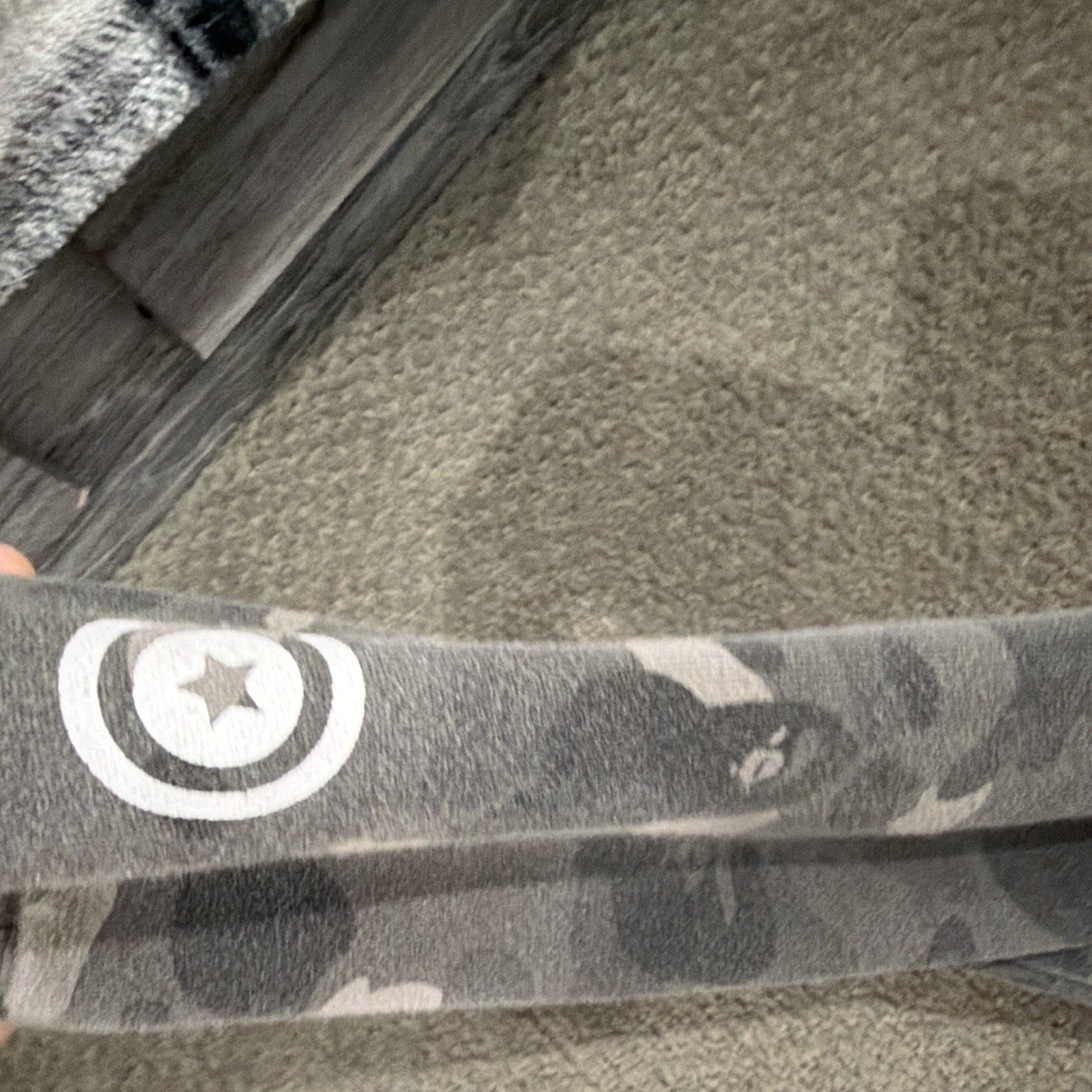A Bathing Ape BAPE Gray Camo Shark Graphic Full Zip Hooded Hoodie Men’s S