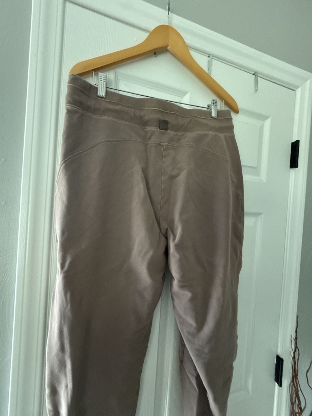 JoyLab Women’s High-Rise Seamed Jogger Sweatpants in Taupe