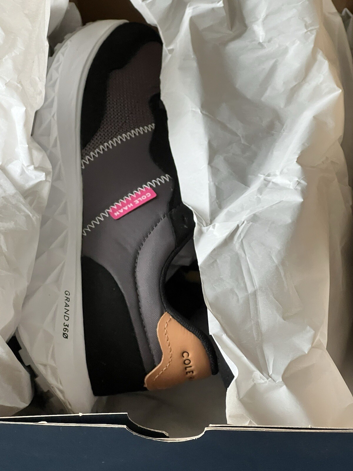 Cole Haan Women’s 8 B, Zero Grand All Day Runner W26773. Black/Pavement/Wht. New