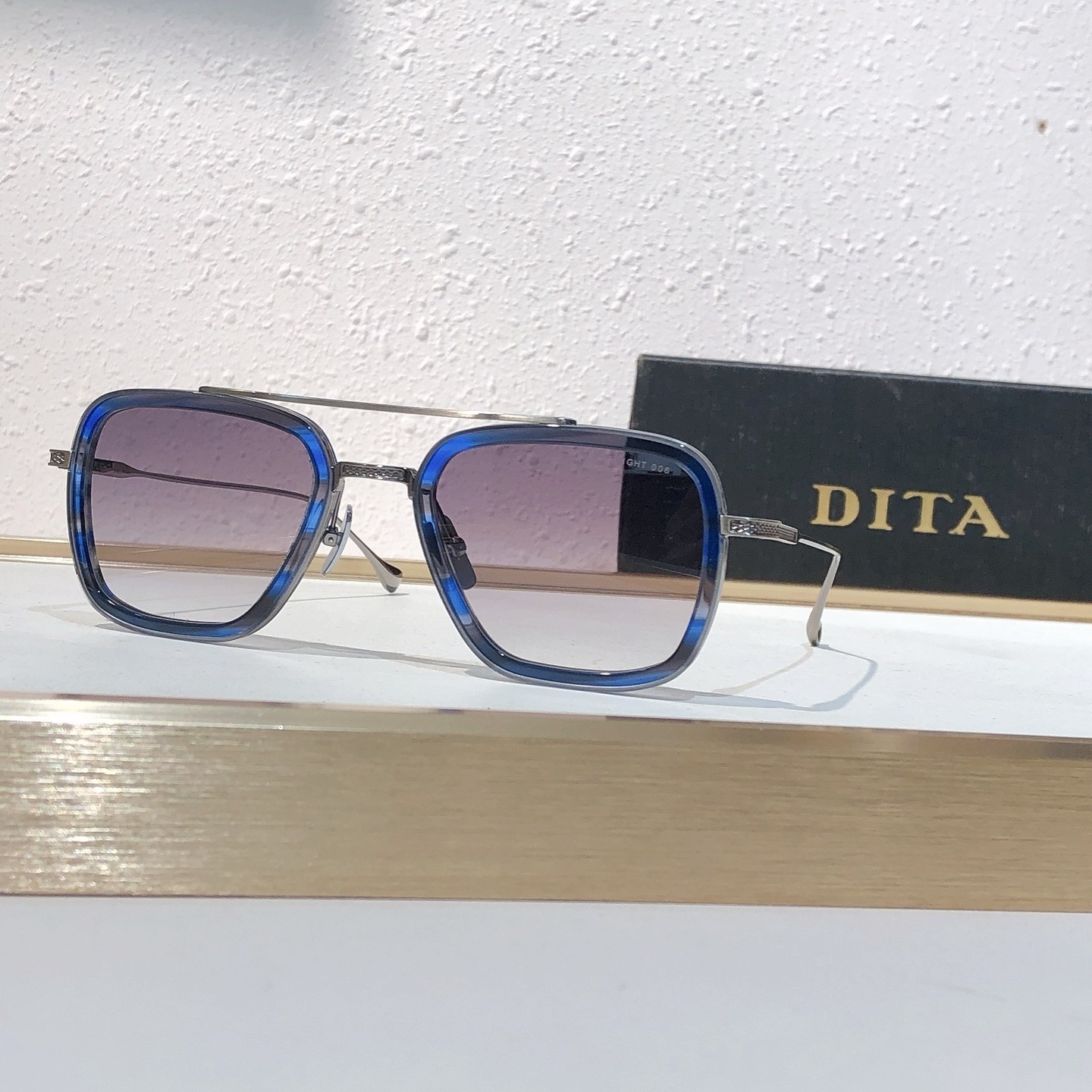 DITA FLIGHT006 DTS7806 Men’s Sunglasses Lens Size 52口22-144mm – With New Case