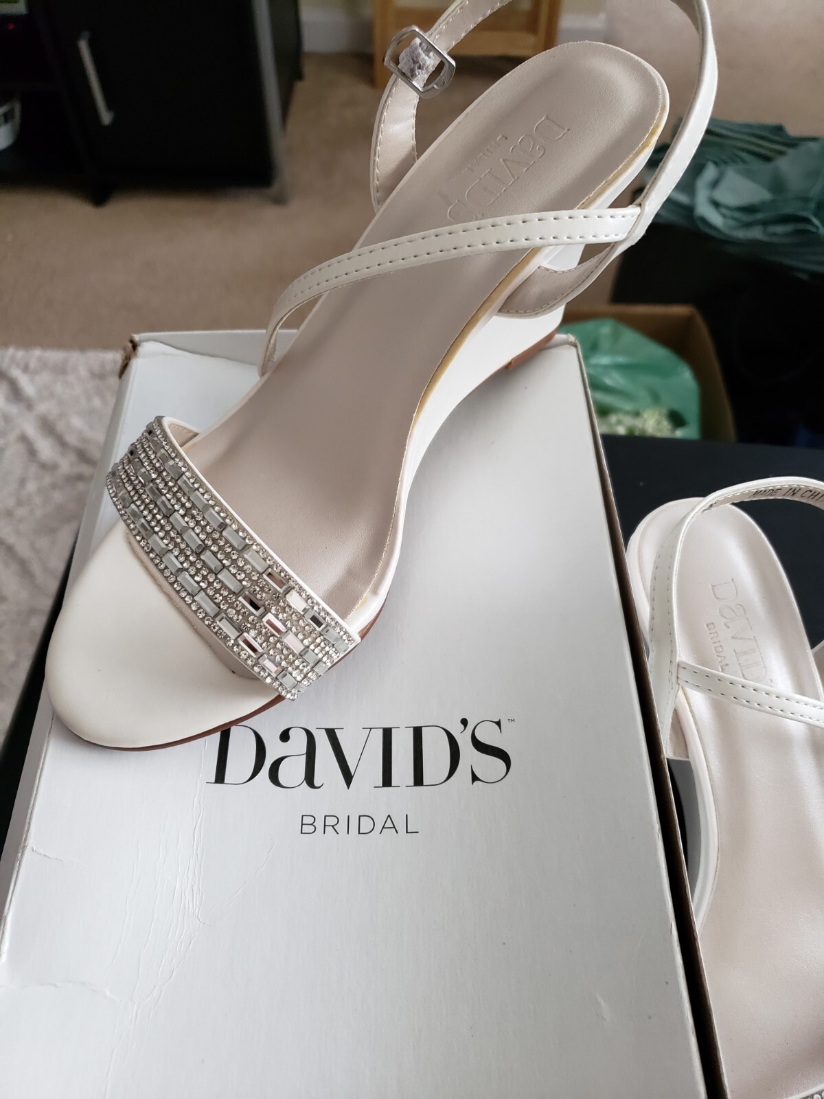 New WEDDING ITEMS See Prices in Description.