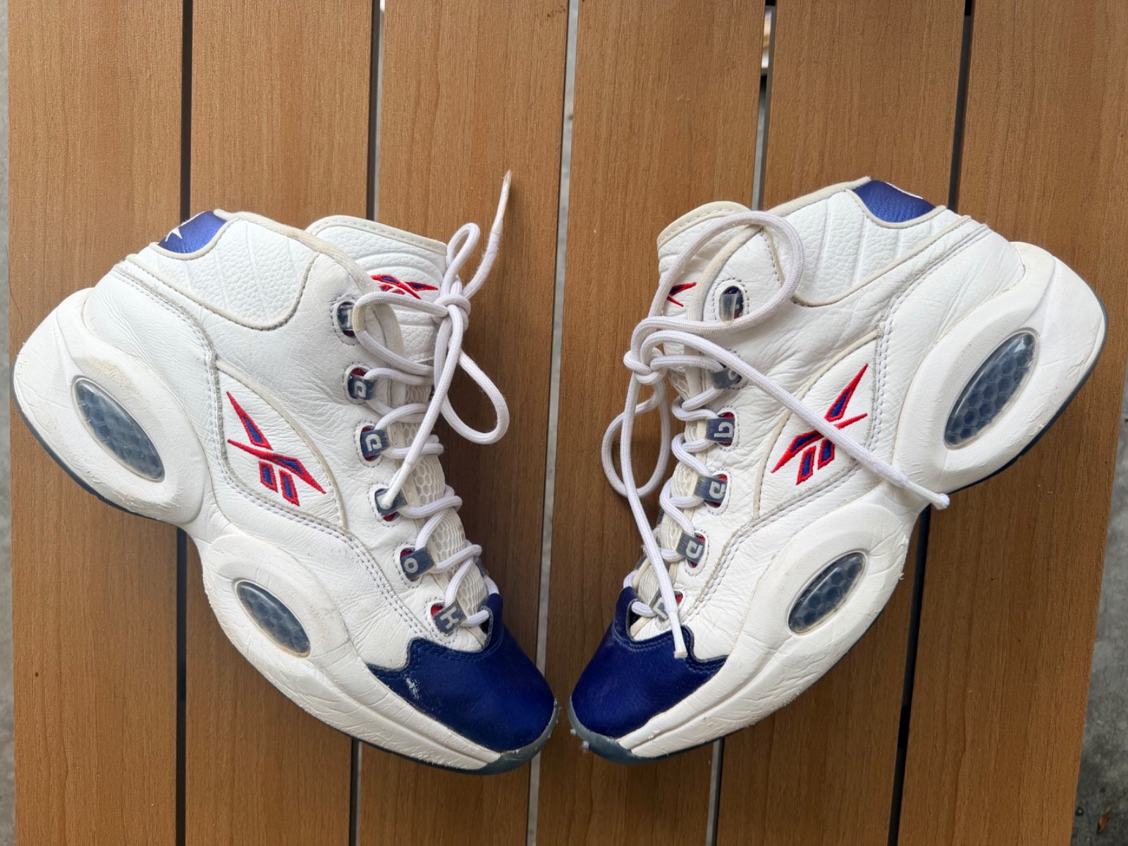 Reebok Classic Mid Allen Iverson Blue Toe OG Basketball Shoes Size 10.5