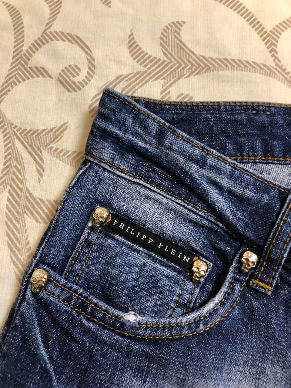 Philipp Plein Jeans 29 Straight Cut Distressed Ripped