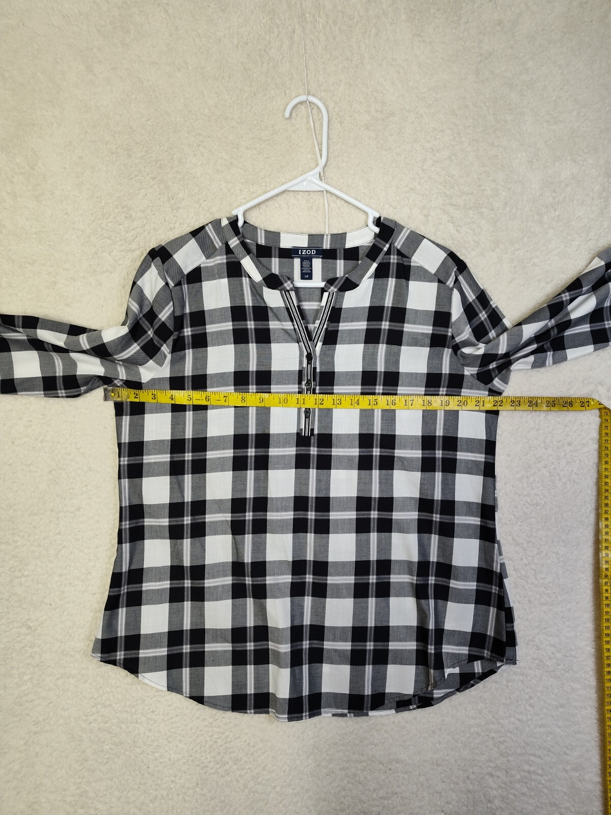 Izod Women Top Large Black Plaid Cotton Blend Long Sleeve Reguar Fit T-shirt