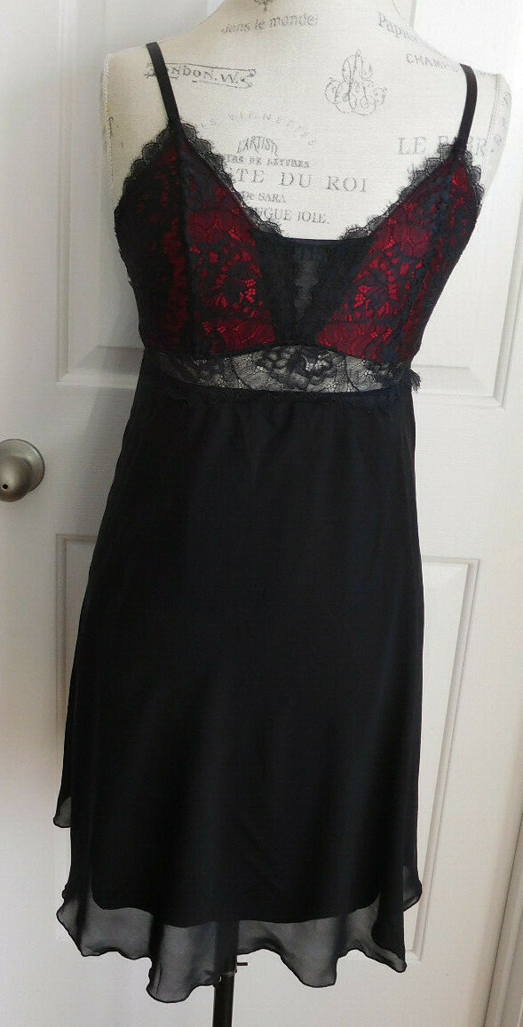 NWOT SUPER SOFT BLACK w/RED UNDERLAY & CHIFFON OVERLAY SOMA NIGHTGOWN XIZE XS