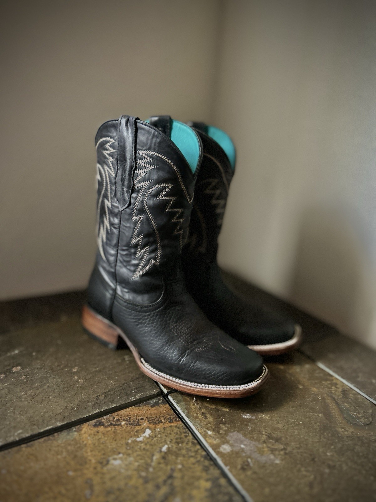 Women’s Black Leather Western Mid-Calf Pull-On Boots Pointed Toe Embroidered 6