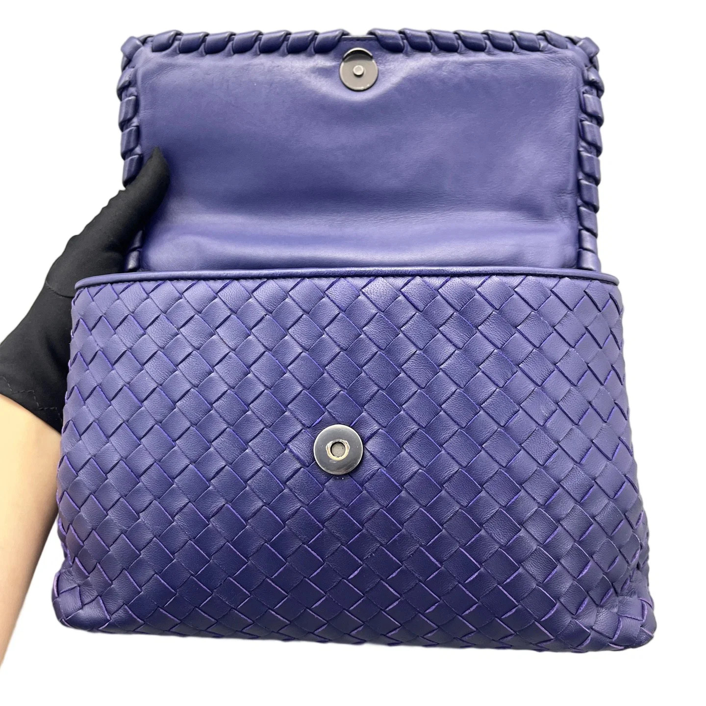 Bottega Veneta Medium Olimpia Shoulder Bag Calfskin Intrecciato (ym062826d1r)