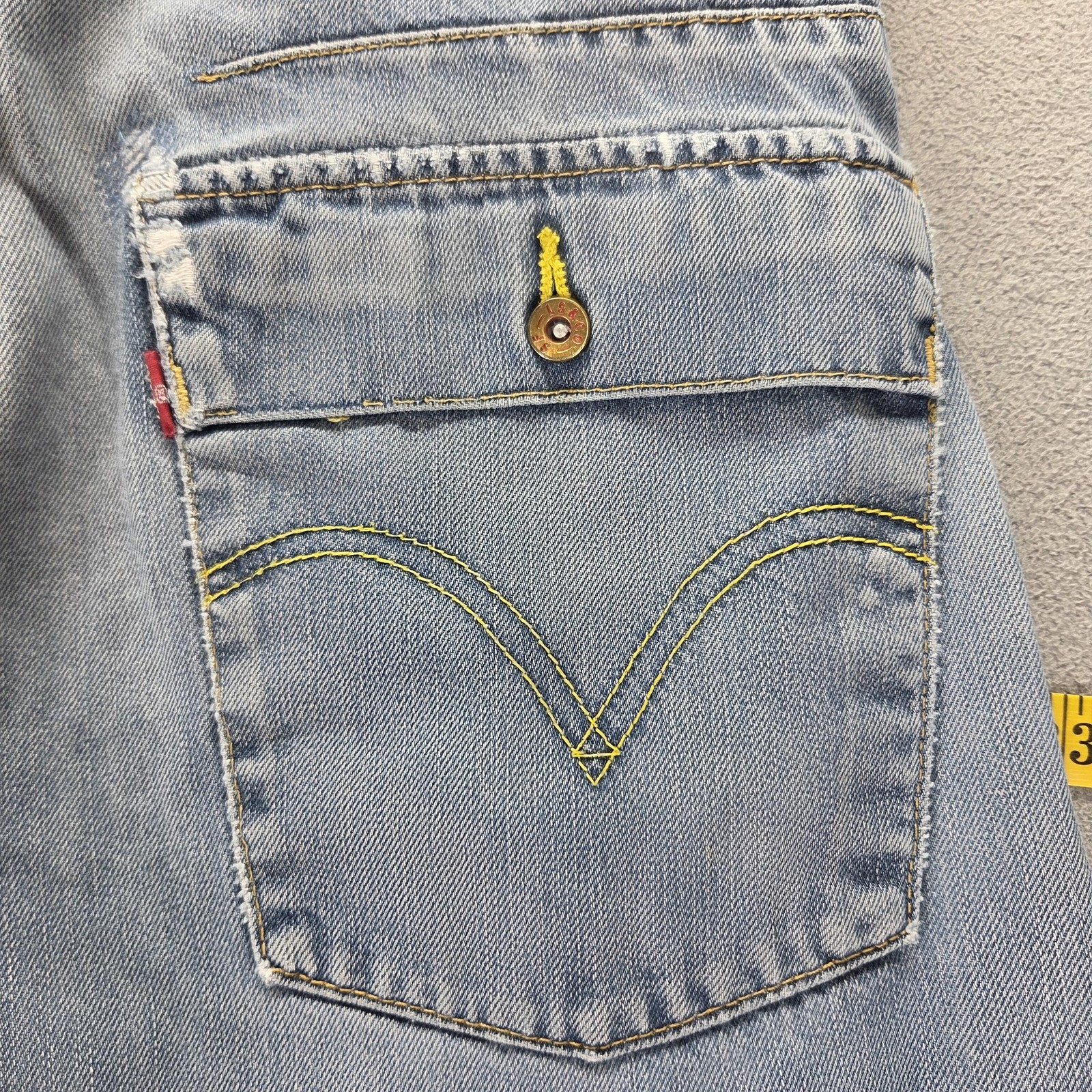 VTG Levis Engineered Jeans Mens Blue Twisted Flap Pocket Altered Hem Fits 32×30