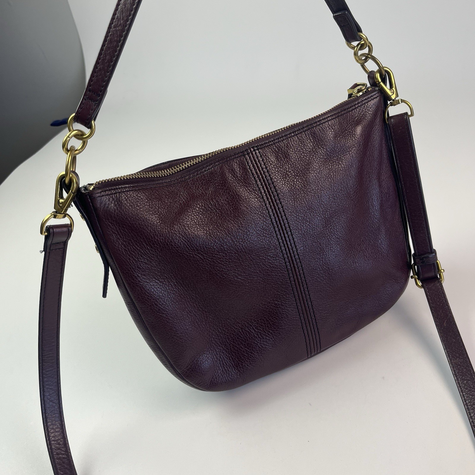 Fossil Jolie Leather Hobo Bag Burgundy Oxblood Crossbody Classic Preppy Purse