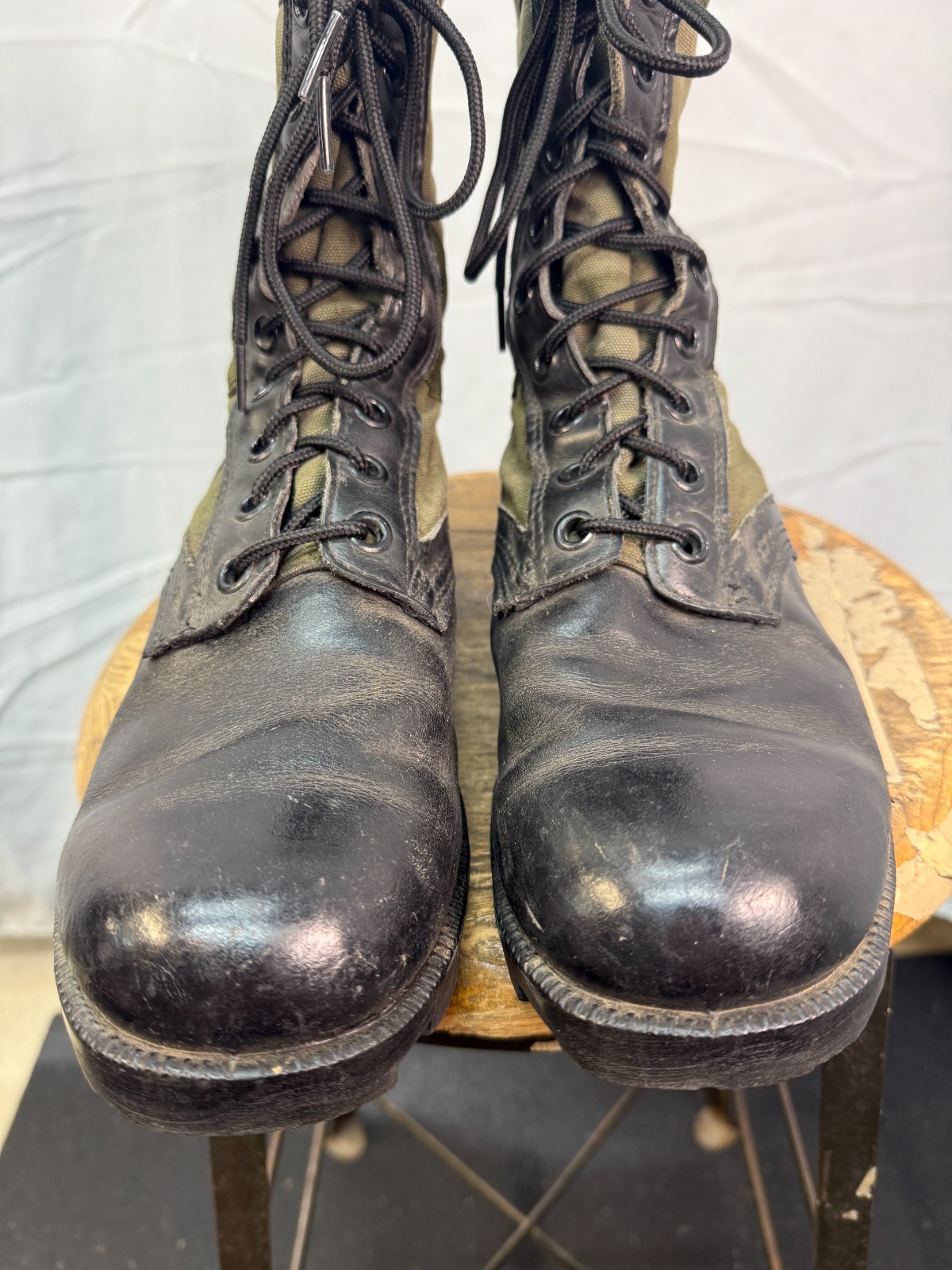 US Issue Jungle Boots – Green Beret Owned! – 8 1/2 Wide
