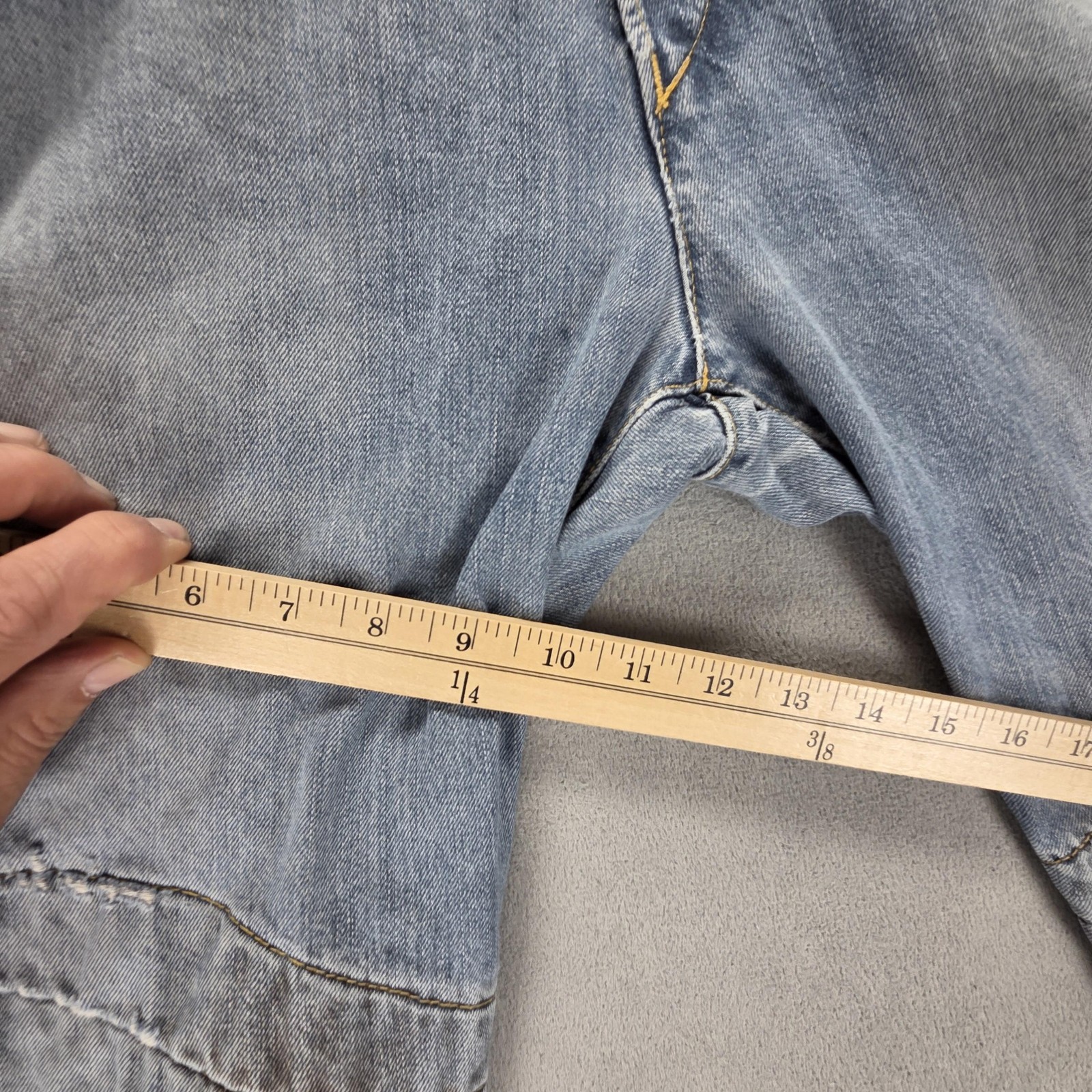 VTG Levis Engineered Jeans Mens Blue Twisted Flap Pocket Altered Hem Fits 32×30
