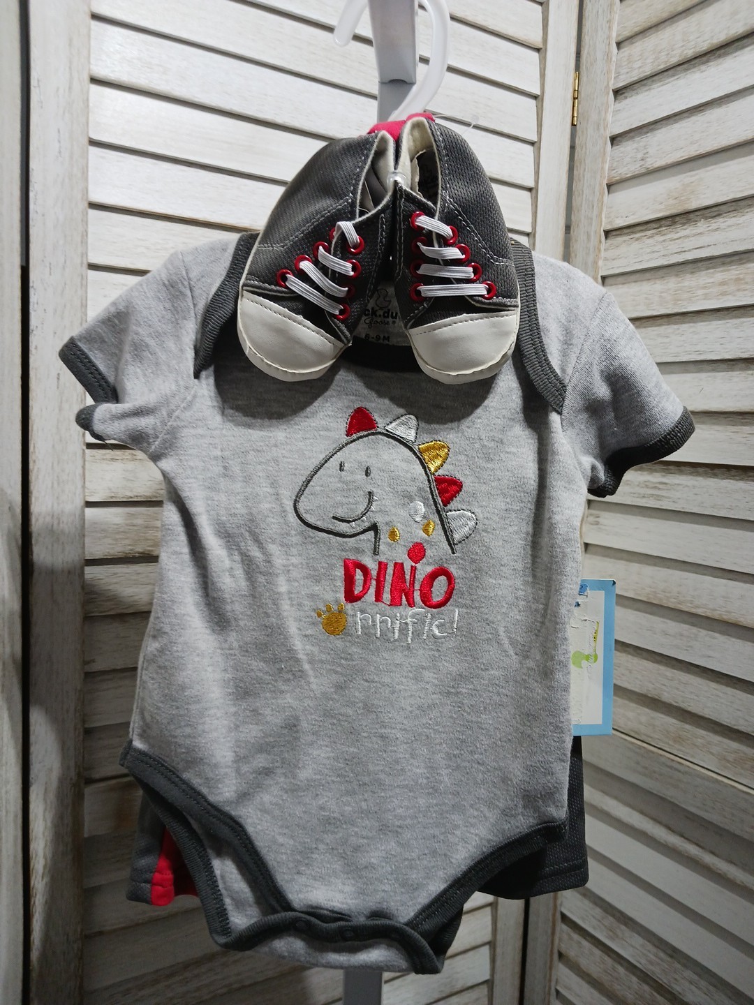 Duck Duck Goose Baby Boys Size 6 To 9 Months 3 Piece Short Sleeve Outfit Dino