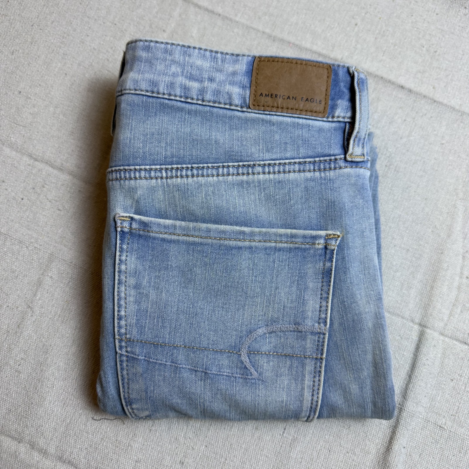 American Eagle Jean Women Sz 6 NextLevel Stretch Highest Rise Jegging Light Wash