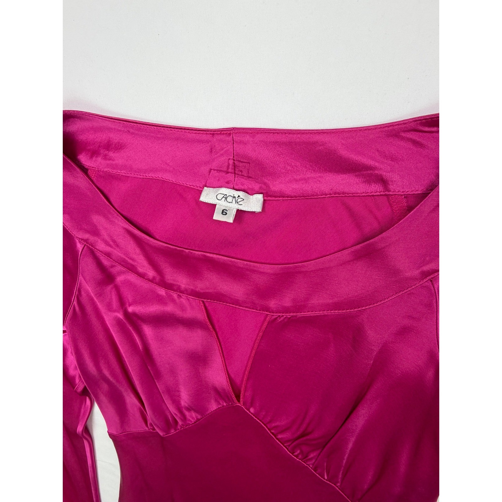 Cache Womens Fuchsia Pink Satin Cold Shoulder Bell Sleeve Cutout Blouse Size 6