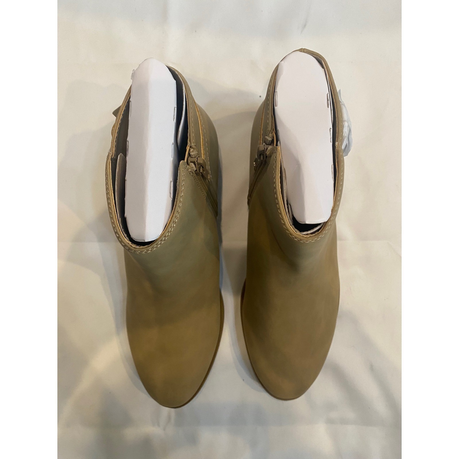 St. Johns Bay Ryder Sand Tan Ankle Boots Buckle Block Heel Booties Womens Size 8