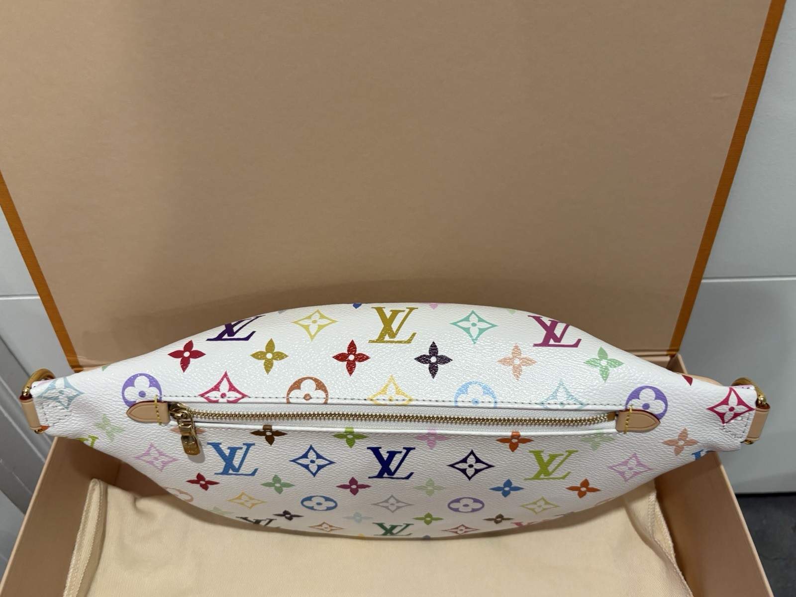 💖 NWT Louis Vuitton X Murakami High Rise Bumbag 💖