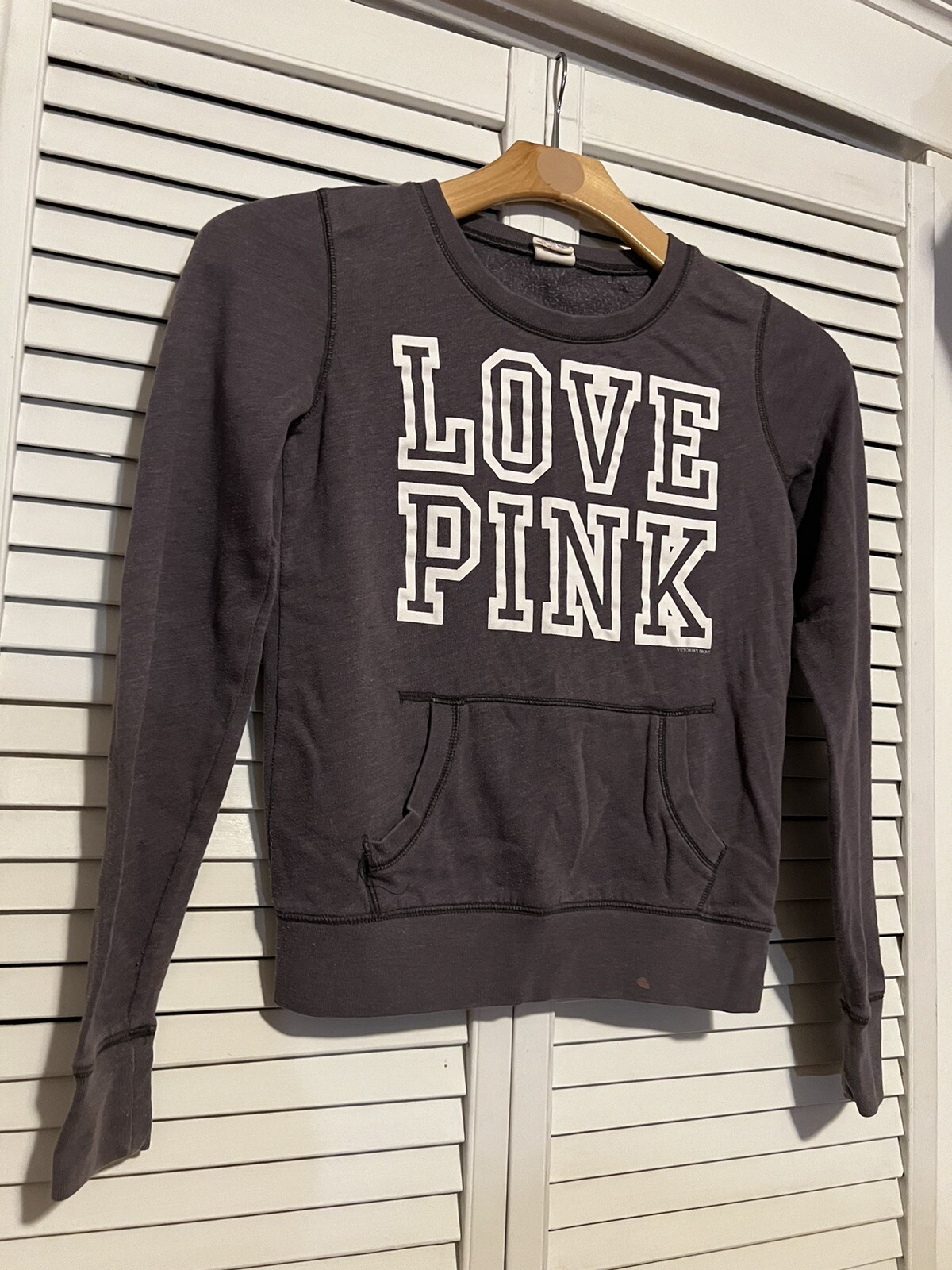 VICTORIA’S SECRET PINK Women’s Size Xsmall XS Sweater Shirt Top Kangaroo Pocket