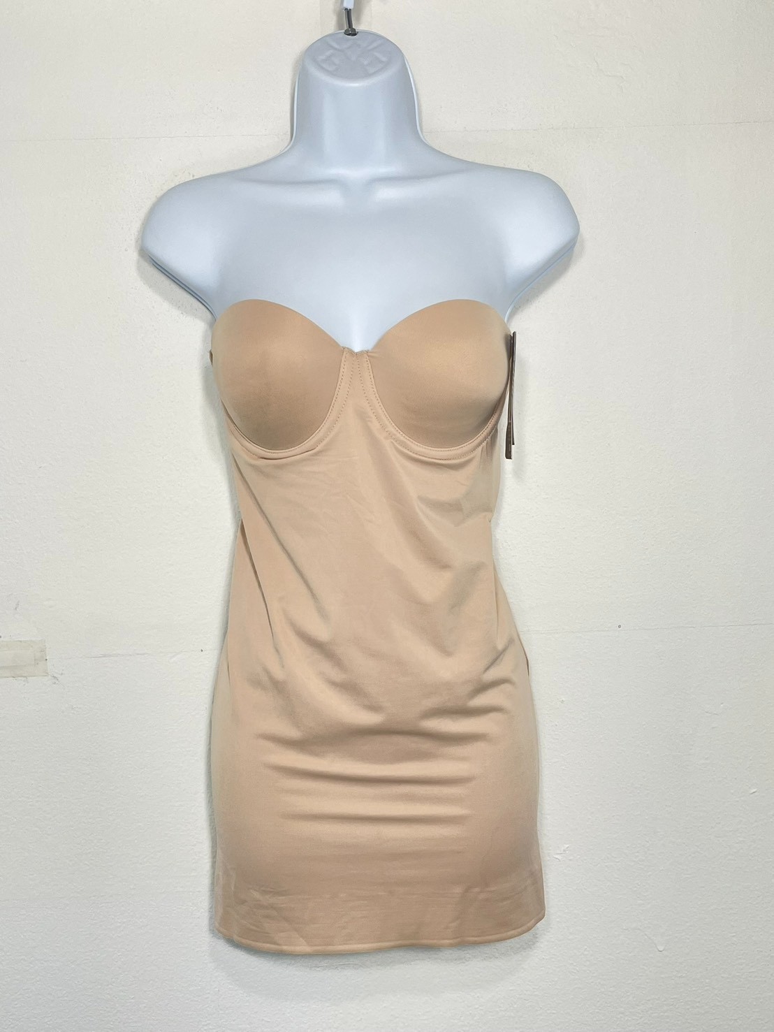 NWOT TC Fine Intimates Women’s 38B Strapless Solutions Convertible Slip 4032