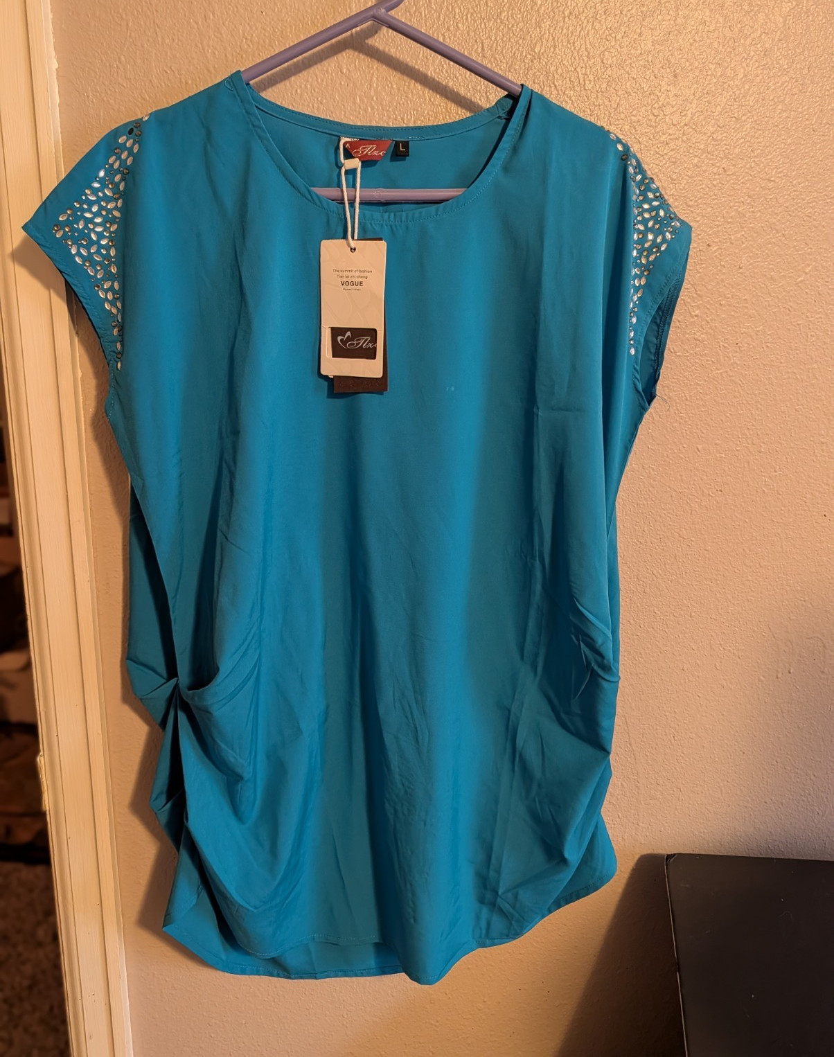 Th. Women’s Blue Solid Round Neck Cap Sleeve Pullover Cut-Out Blouse L
