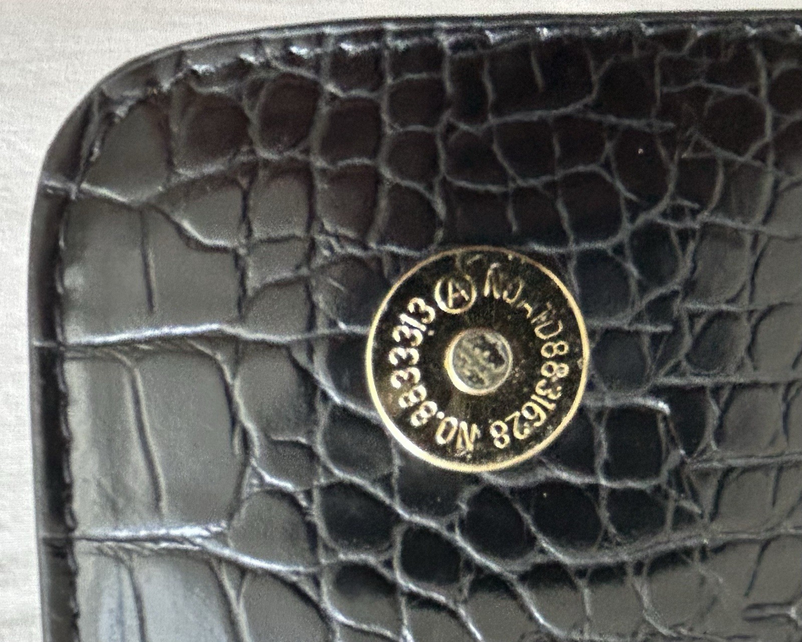 NWT Urban Expressions Black Croc Embossed Clutch Crossbody Bag Chain Strap Flaw