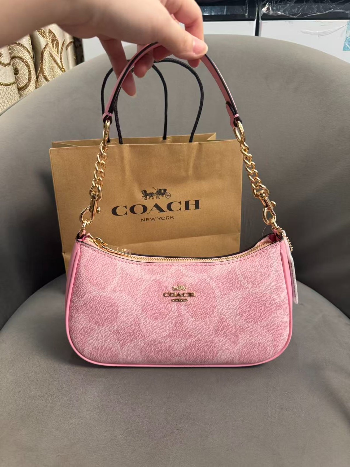 COACH Teri Shoulder Bag In signature canvas/Gold/Powder Pink New CAL51