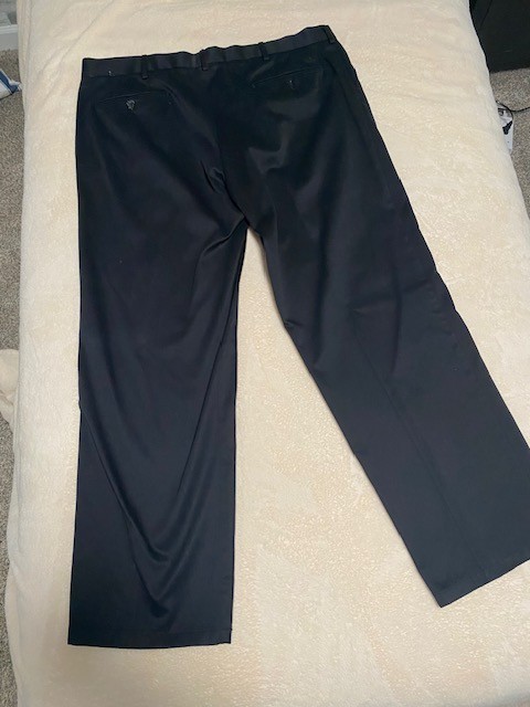 Dockers Signature Khaki Black Pants Mens Size 42×32 Classic Fit D3 Flat Front