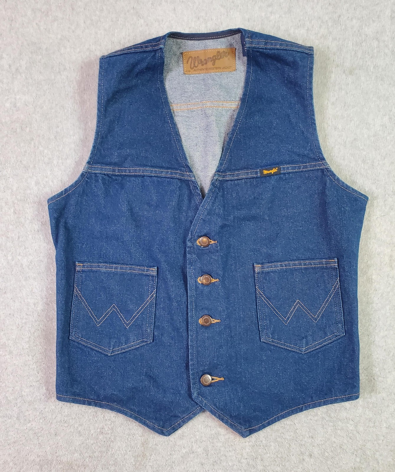 Wrangler Vest Mens Small Blue Denim Western Cowboy Button Front Pockets Workwear