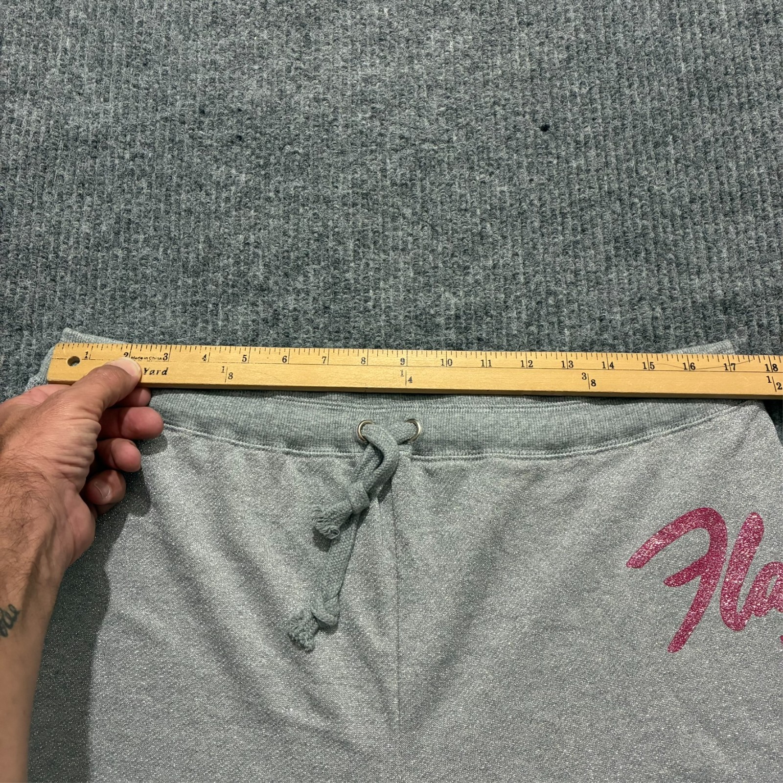 Flamingo Las Vegas Celebrity Corbin Pants Womens Size XL Heather Gray Raw Hem