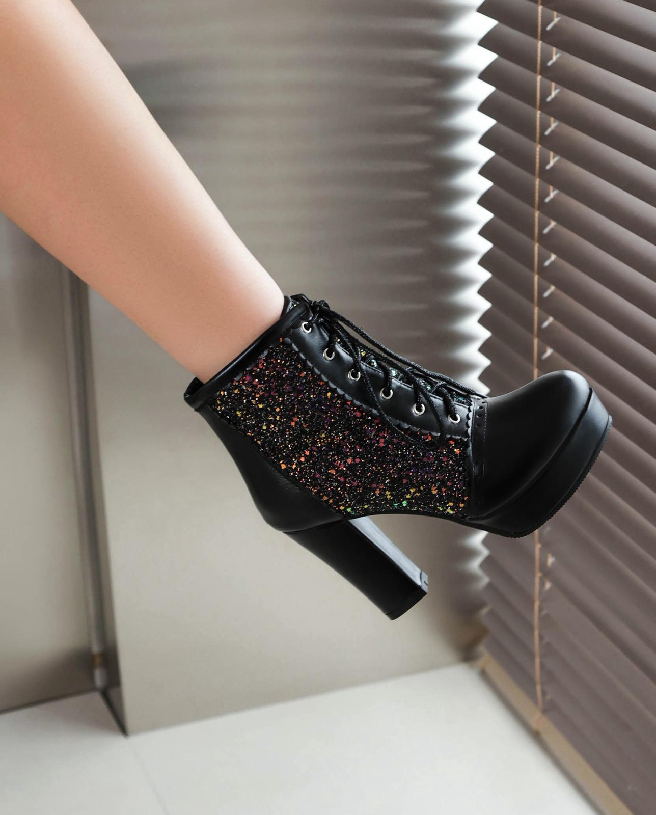 2026 Women Ankle Boot Block High Heel Glitter Sequin Leather Lace Up Shoes Pumps