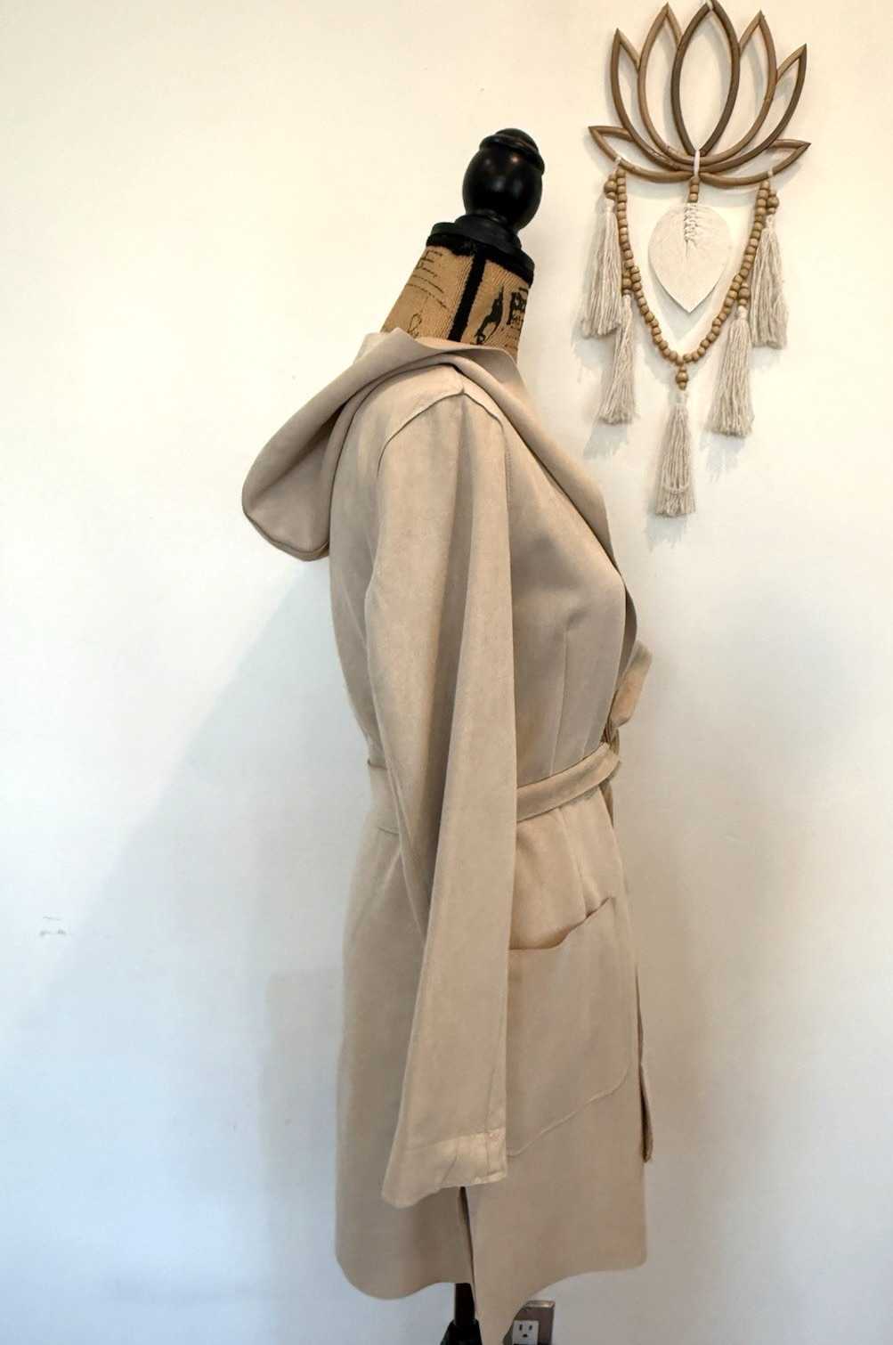Oatmeal Ecru Belted Open Front Hooded Mid Length Faux Suede Jacket w/ Pockets Sm