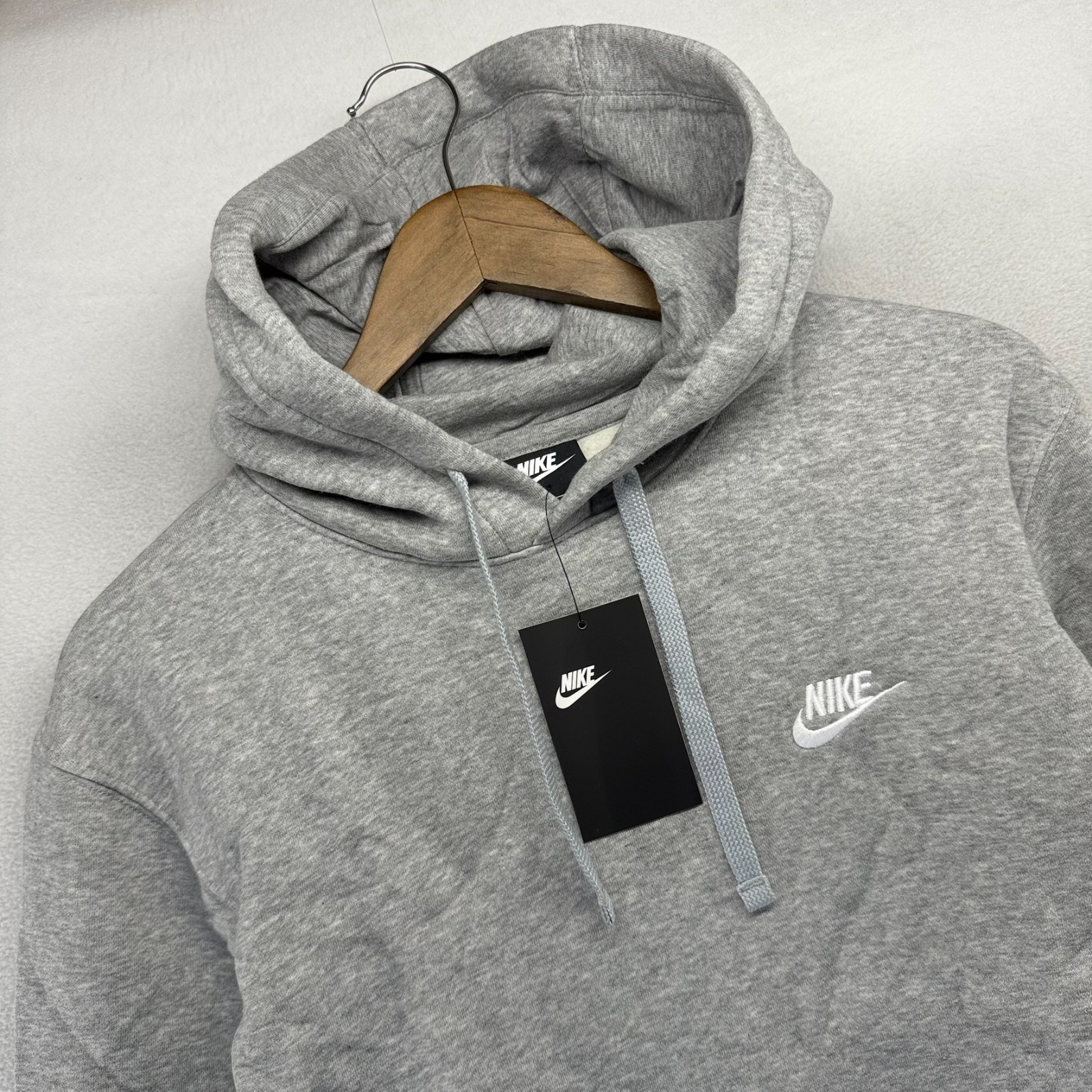 Nike Sportswear Club Fleece Hoodie Mens Large Gray Sweatshirt Embroidered NEW
