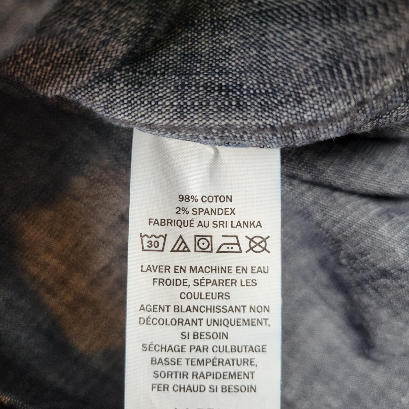 LL Bean Chambray Shirt Mens 2XL Blue Long Sleeve Pocket Slightly Fitted Stretch