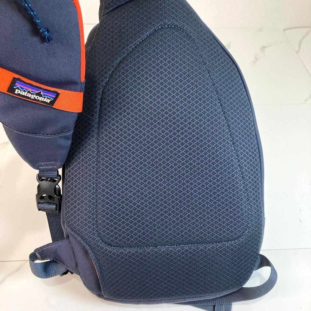 Patagonia Atom 8L One-Shoulder Bag Sling Bag