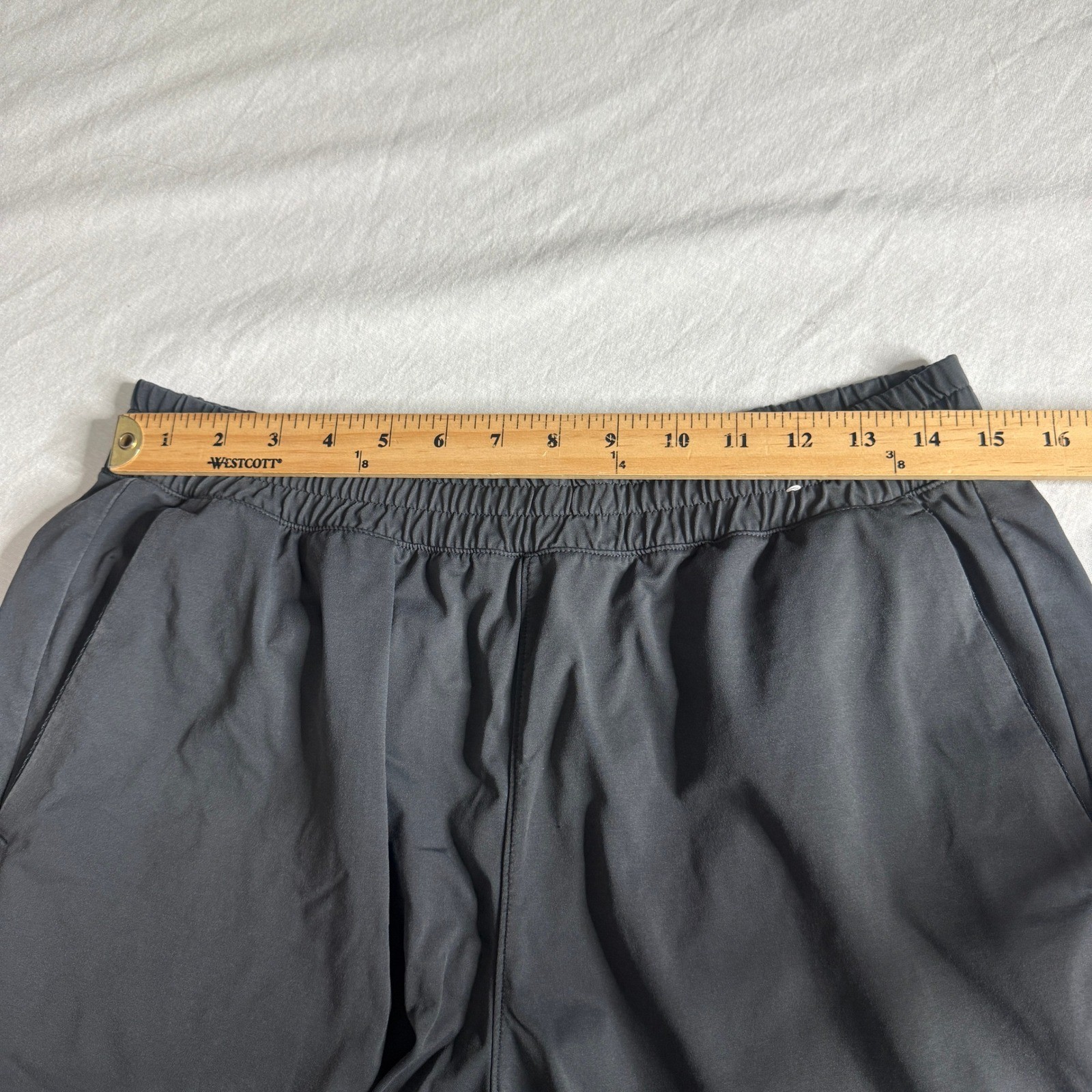 Uniqlo Dry Ex Ultra Stretch Active Shorts Mens Size Medium Soft Black Minimalist