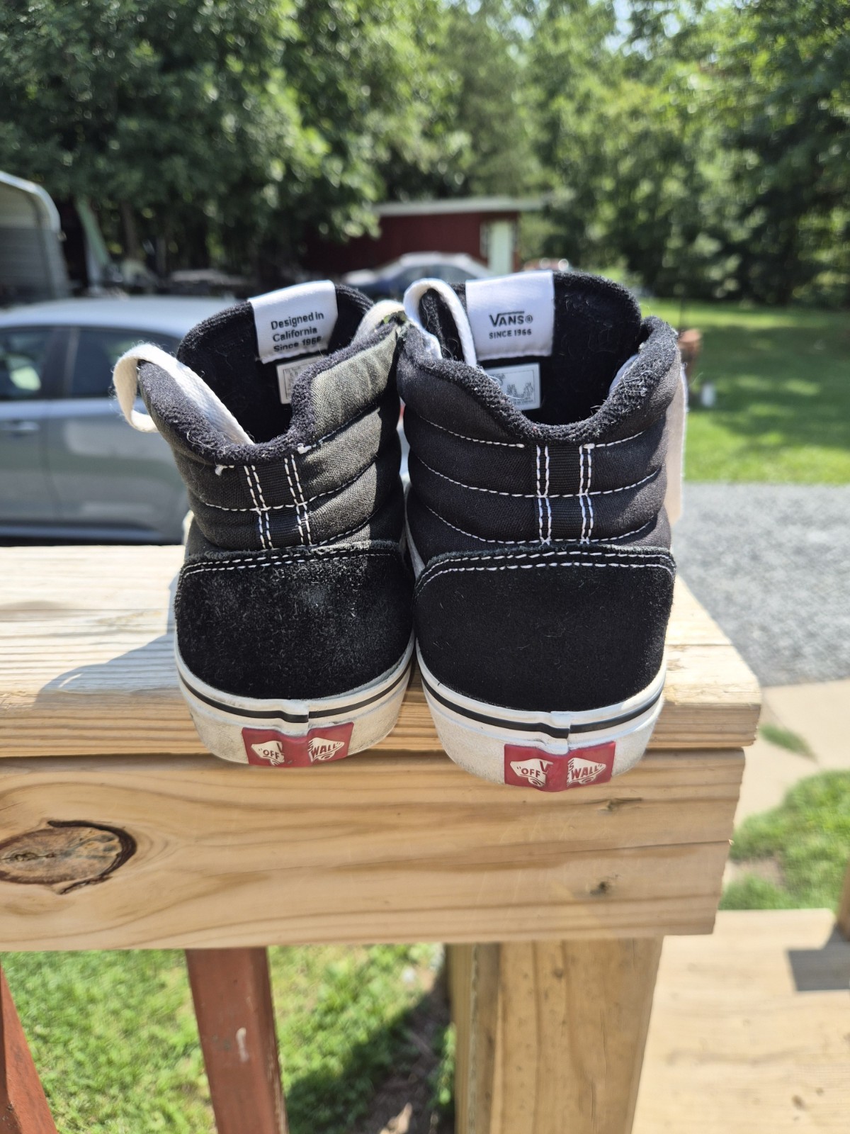 VANS Sk8-Hi Black/White High Top Lace-Up Suede Sneaker Unisex Kids US 5