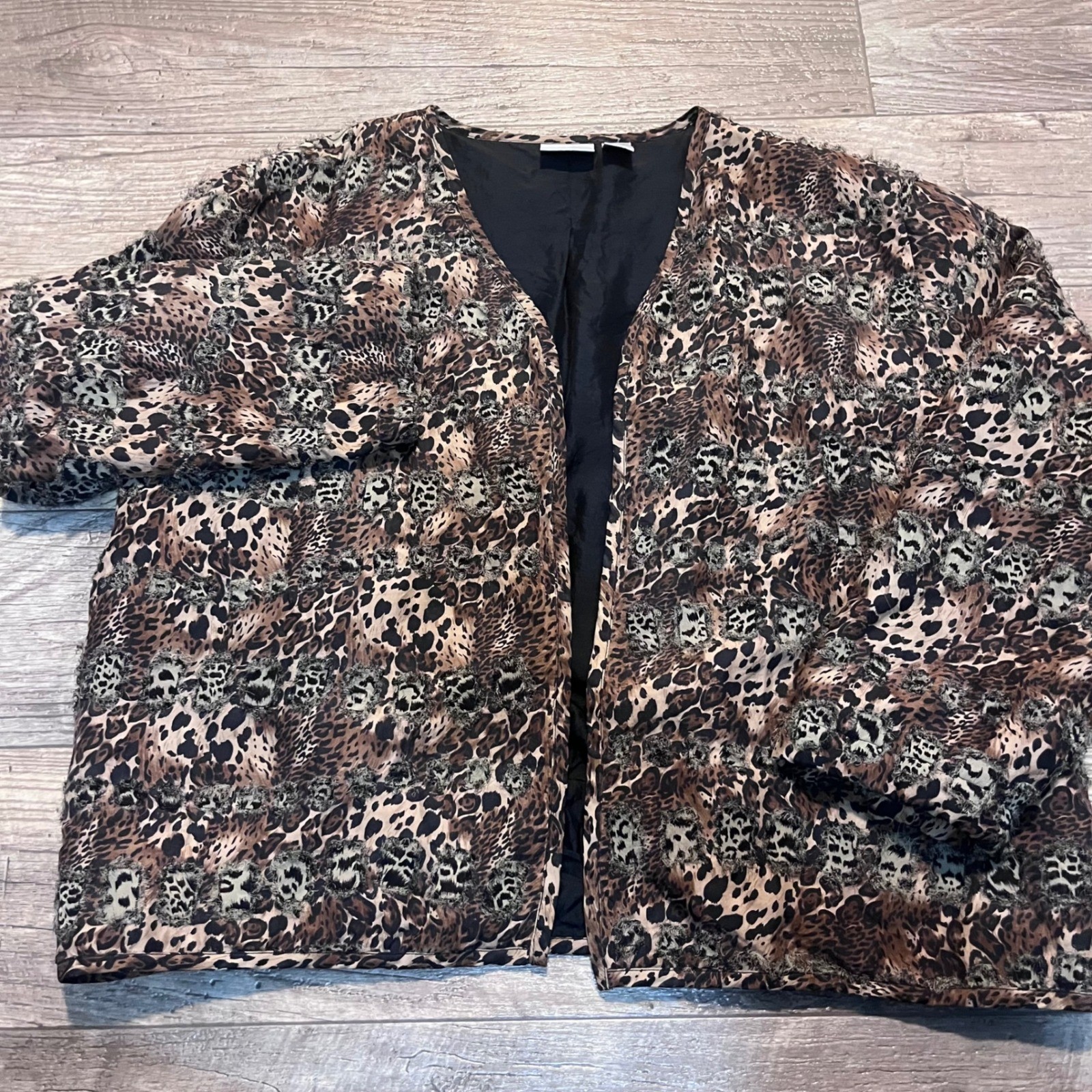 Chico’s 100% Silk Leopard Print Eyelash Textured Open Front Jacket Brown Sz Lg